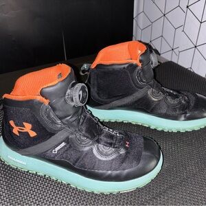 Under armour fat tire boots size 10.5